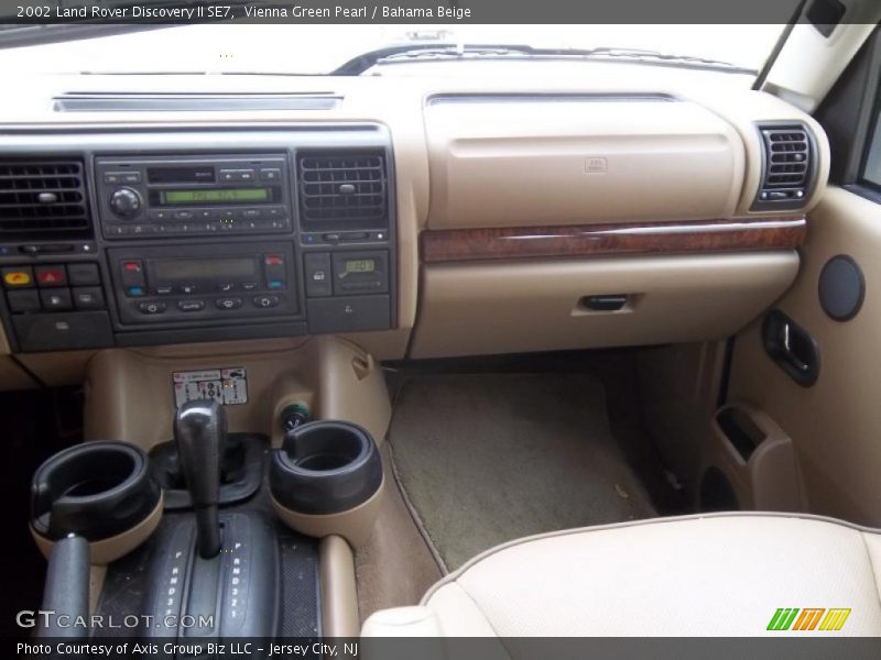 Vienna Green Pearl / Bahama Beige 2002 Land Rover Discovery II SE7