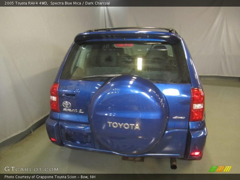 Spectra Blue Mica / Dark Charcoal 2005 Toyota RAV4 4WD