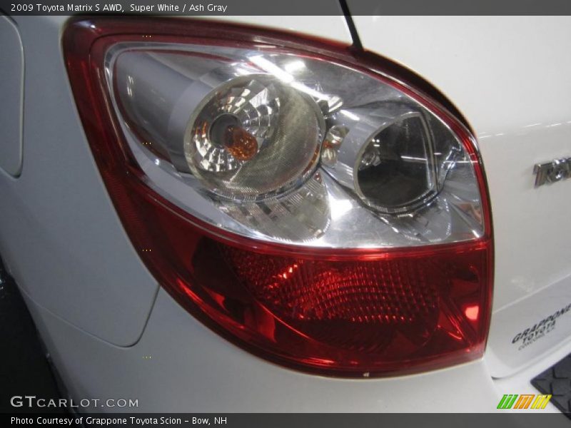 Super White / Ash Gray 2009 Toyota Matrix S AWD