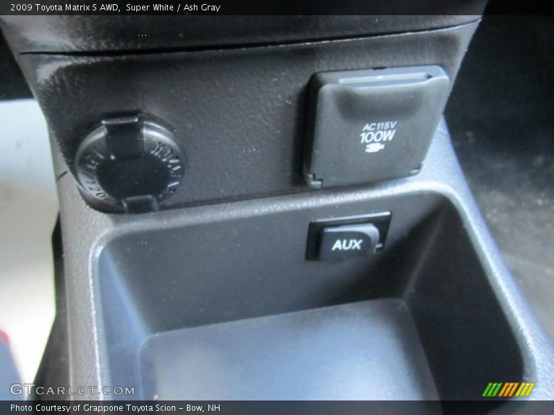 Super White / Ash Gray 2009 Toyota Matrix S AWD