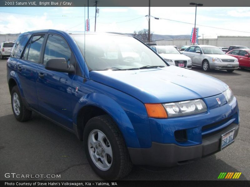 Bright Blue / Gray 2003 Saturn VUE