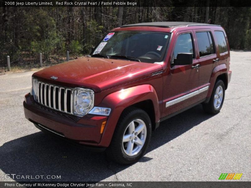 Front 3/4 View of 2008 Liberty Limited