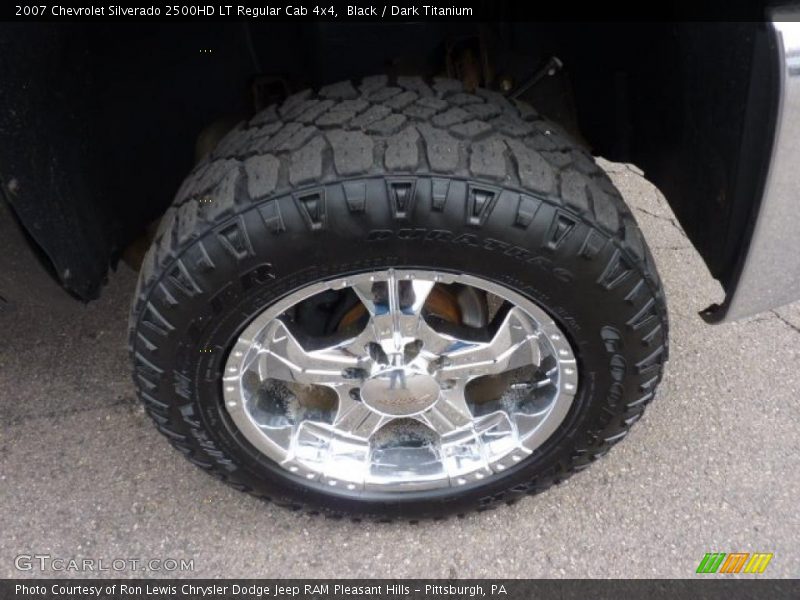 Custom Wheels of 2007 Silverado 2500HD LT Regular Cab 4x4