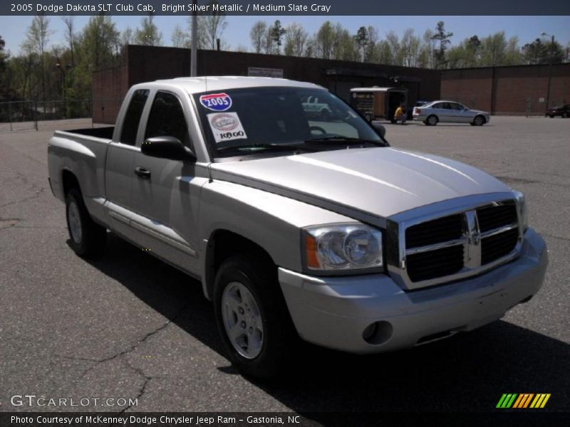 Bright Silver Metallic / Medium Slate Gray 2005 Dodge Dakota SLT Club Cab