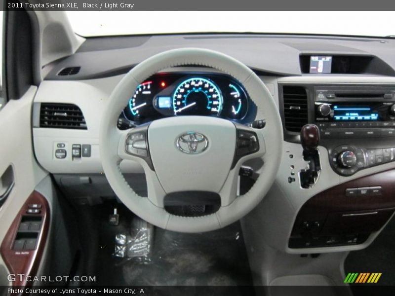 Black / Light Gray 2011 Toyota Sienna XLE