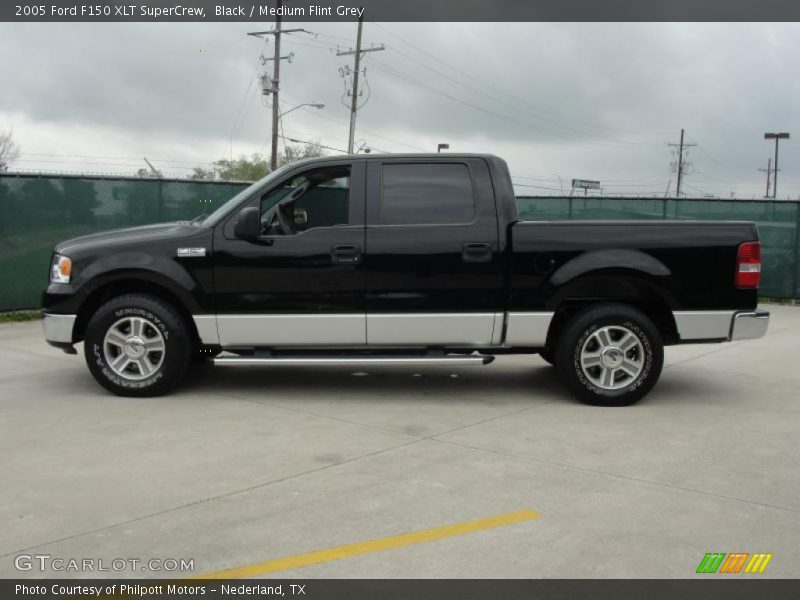 Black / Medium Flint Grey 2005 Ford F150 XLT SuperCrew