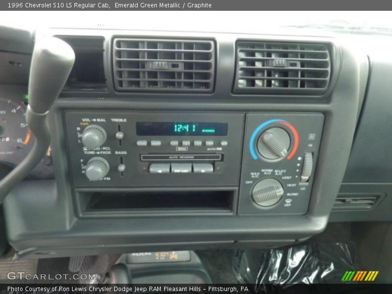 Controls of 1996 S10 LS Regular Cab