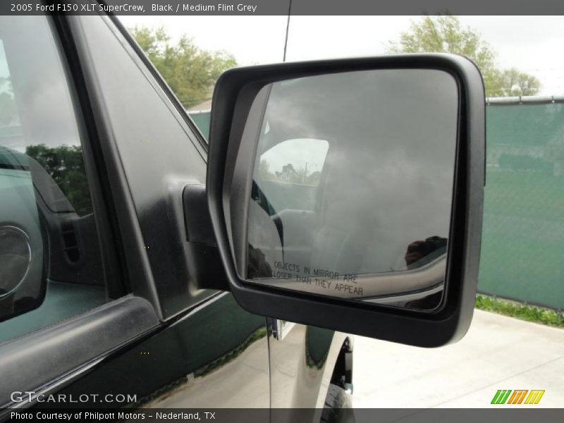 Black / Medium Flint Grey 2005 Ford F150 XLT SuperCrew