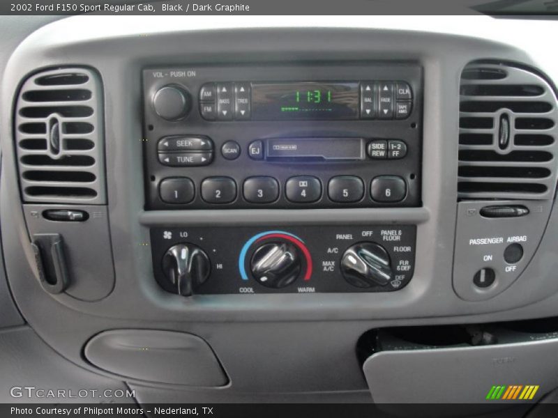 Controls of 2002 F150 Sport Regular Cab