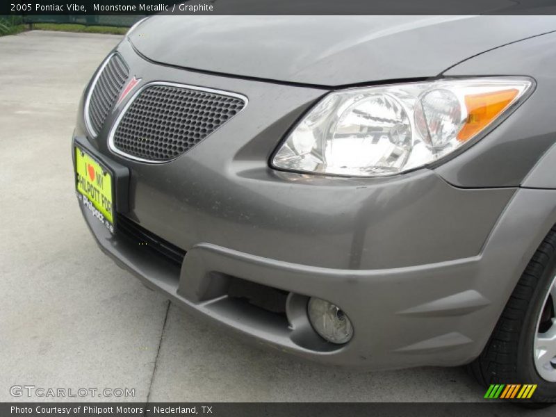 Moonstone Metallic / Graphite 2005 Pontiac Vibe