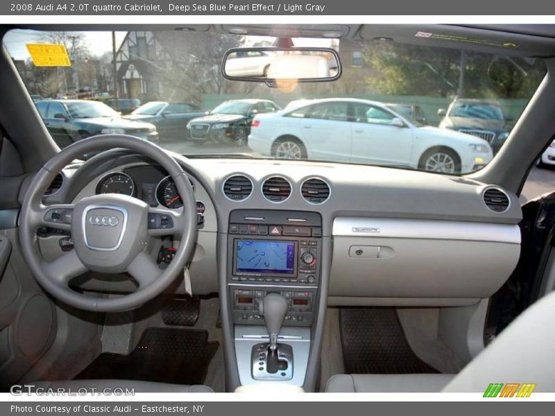 Dashboard of 2008 A4 2.0T quattro Cabriolet