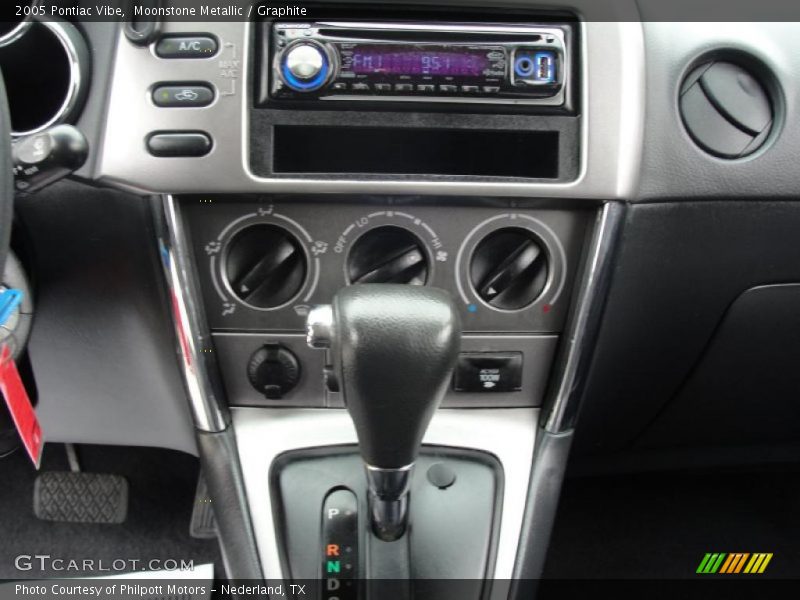 Moonstone Metallic / Graphite 2005 Pontiac Vibe