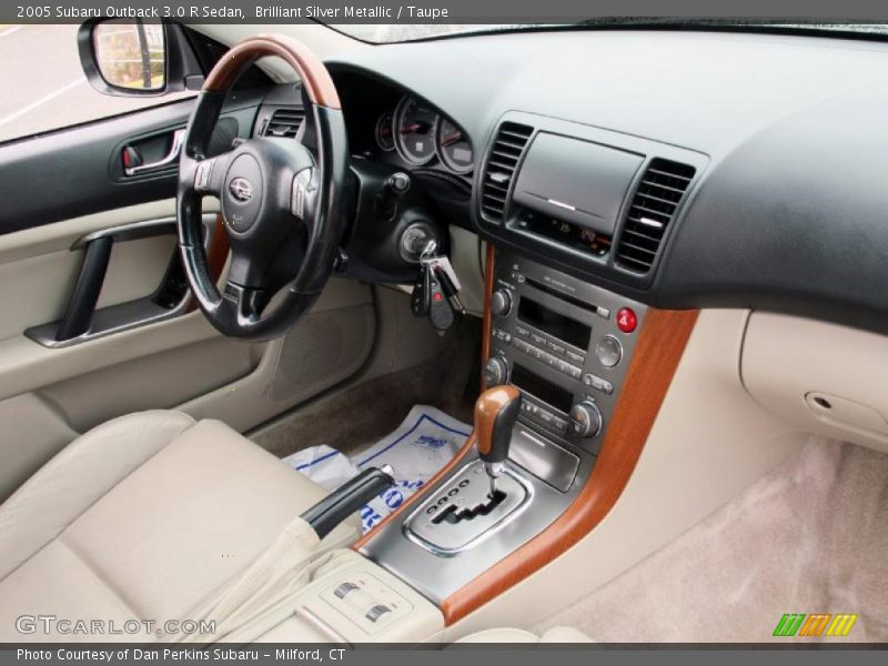  2005 Outback 3.0 R Sedan Taupe Interior
