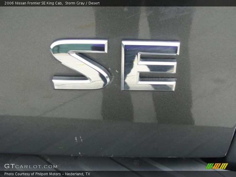 Storm Gray / Desert 2006 Nissan Frontier SE King Cab