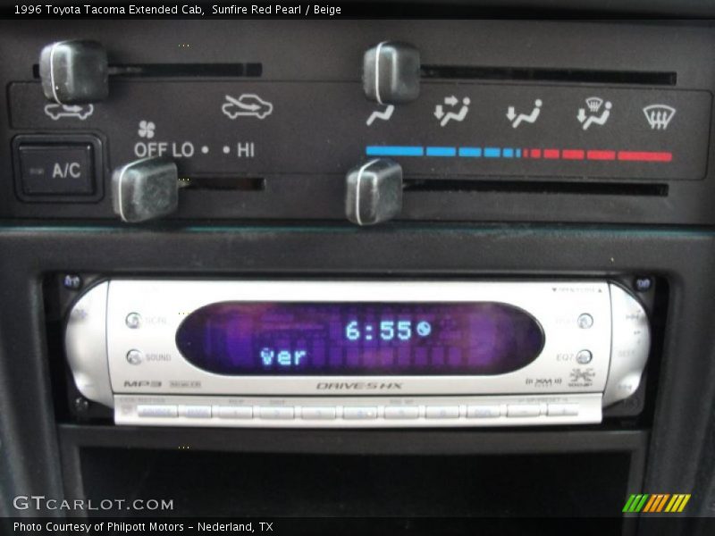 Sunfire Red Pearl / Beige 1996 Toyota Tacoma Extended Cab