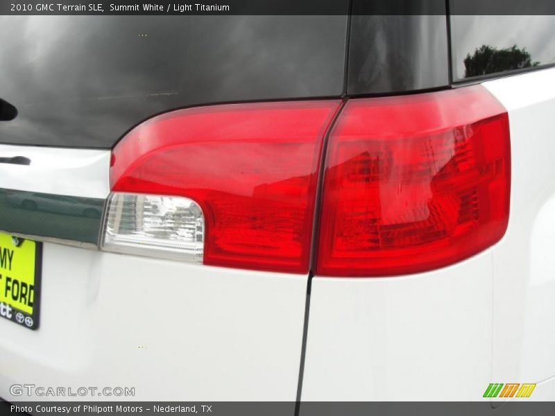 Summit White / Light Titanium 2010 GMC Terrain SLE