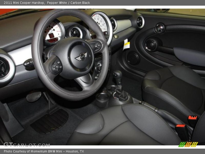 Pepper White / Carbon Black 2011 Mini Cooper Hardtop