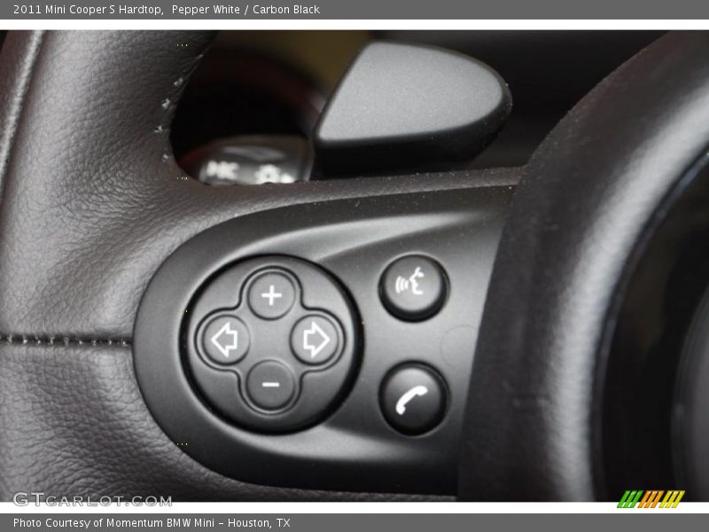 Pepper White / Carbon Black 2011 Mini Cooper S Hardtop