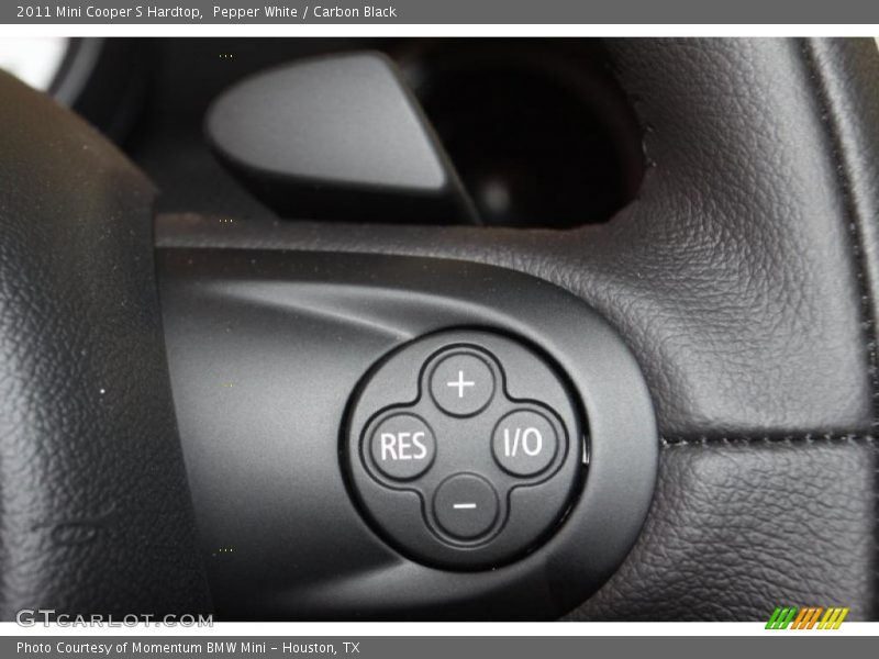 Pepper White / Carbon Black 2011 Mini Cooper S Hardtop