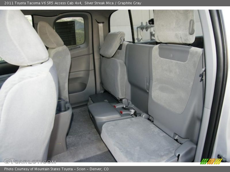 Silver Streak Mica / Graphite Gray 2011 Toyota Tacoma V6 SR5 Access Cab 4x4