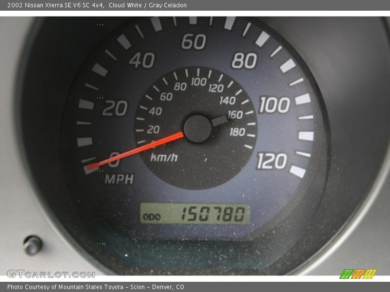 Cloud White / Gray Celadon 2002 Nissan Xterra SE V6 SC 4x4