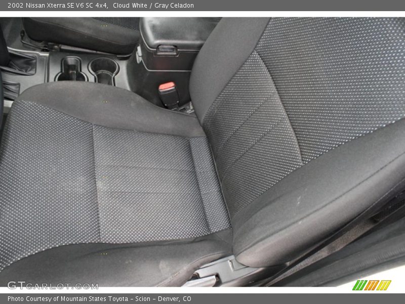 Cloud White / Gray Celadon 2002 Nissan Xterra SE V6 SC 4x4