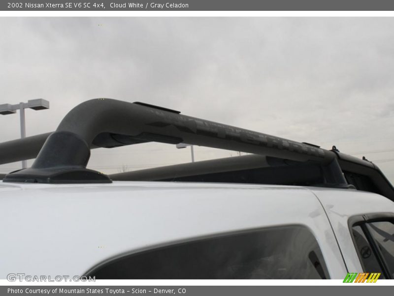 Cloud White / Gray Celadon 2002 Nissan Xterra SE V6 SC 4x4