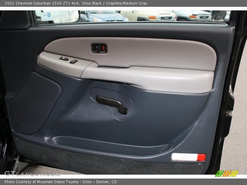 Onyx Black / Graphite/Medium Gray 2002 Chevrolet Suburban 1500 Z71 4x4