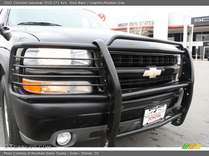 Onyx Black / Graphite/Medium Gray 2002 Chevrolet Suburban 1500 Z71 4x4