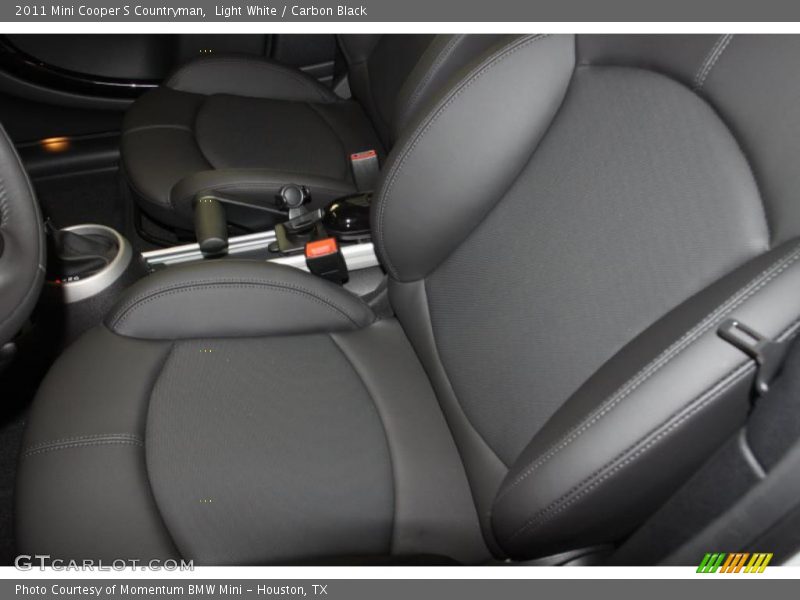 Light White / Carbon Black 2011 Mini Cooper S Countryman