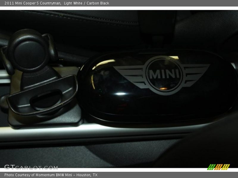 Light White / Carbon Black 2011 Mini Cooper S Countryman