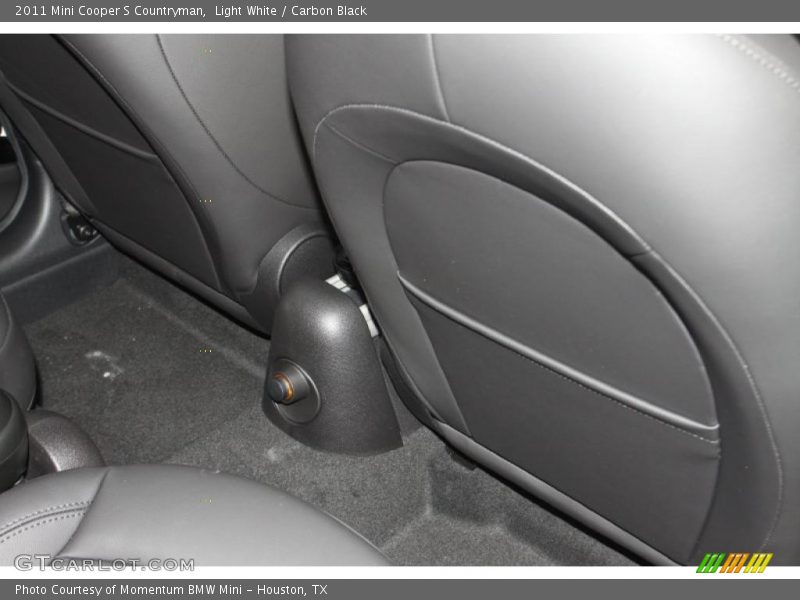 Light White / Carbon Black 2011 Mini Cooper S Countryman