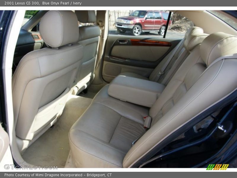  2001 GS 300 Ivory Interior