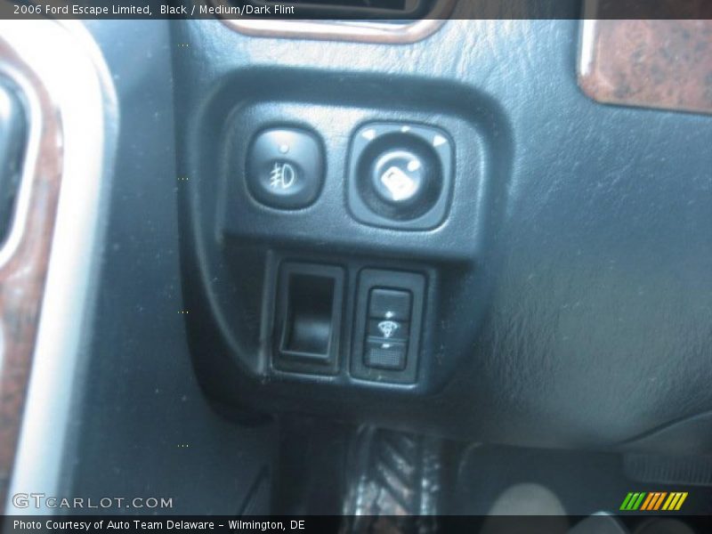 Black / Medium/Dark Flint 2006 Ford Escape Limited