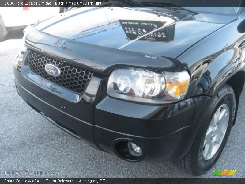 Black / Medium/Dark Flint 2006 Ford Escape Limited