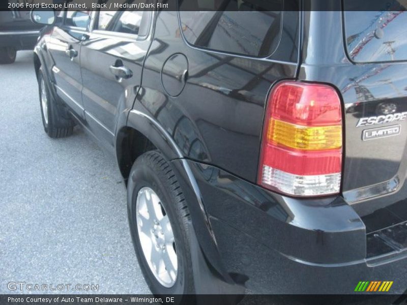 Black / Medium/Dark Flint 2006 Ford Escape Limited