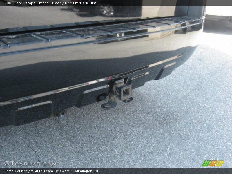 Black / Medium/Dark Flint 2006 Ford Escape Limited
