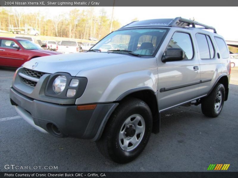 Silver Lightning Metallic / Gray 2004 Nissan Xterra XE