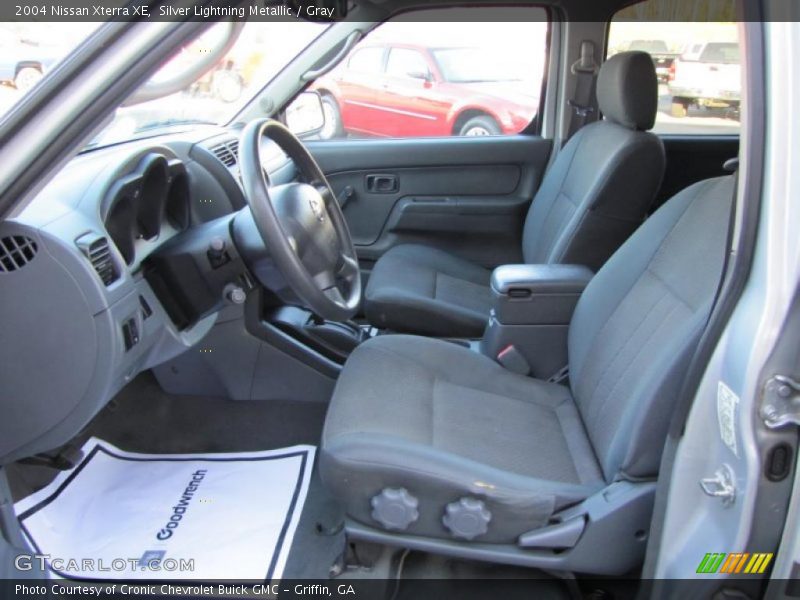 Silver Lightning Metallic / Gray 2004 Nissan Xterra XE