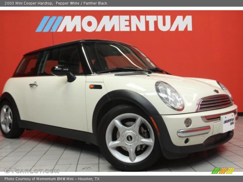Pepper White / Panther Black 2003 Mini Cooper Hardtop