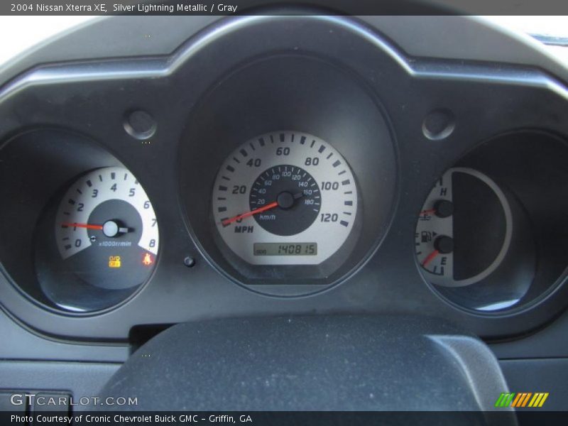 Silver Lightning Metallic / Gray 2004 Nissan Xterra XE