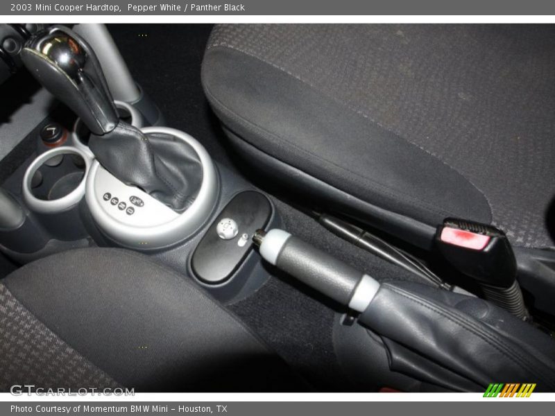 Pepper White / Panther Black 2003 Mini Cooper Hardtop