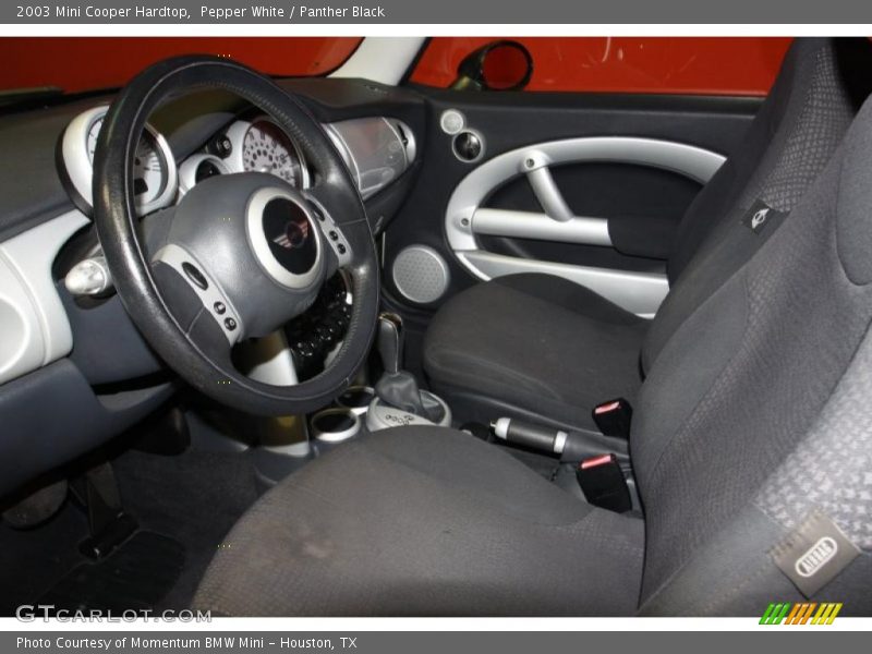 Pepper White / Panther Black 2003 Mini Cooper Hardtop