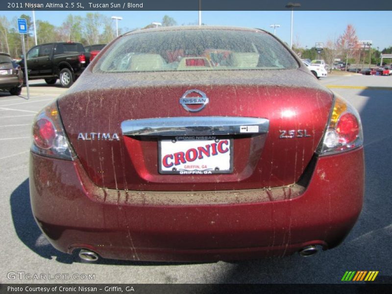 Tuscan Sun / Blond 2011 Nissan Altima 2.5 SL