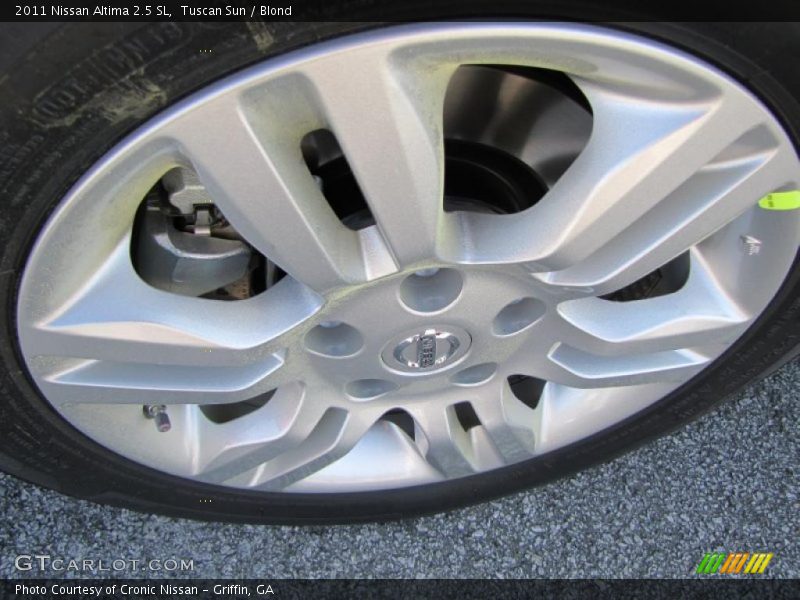 Tuscan Sun / Blond 2011 Nissan Altima 2.5 SL