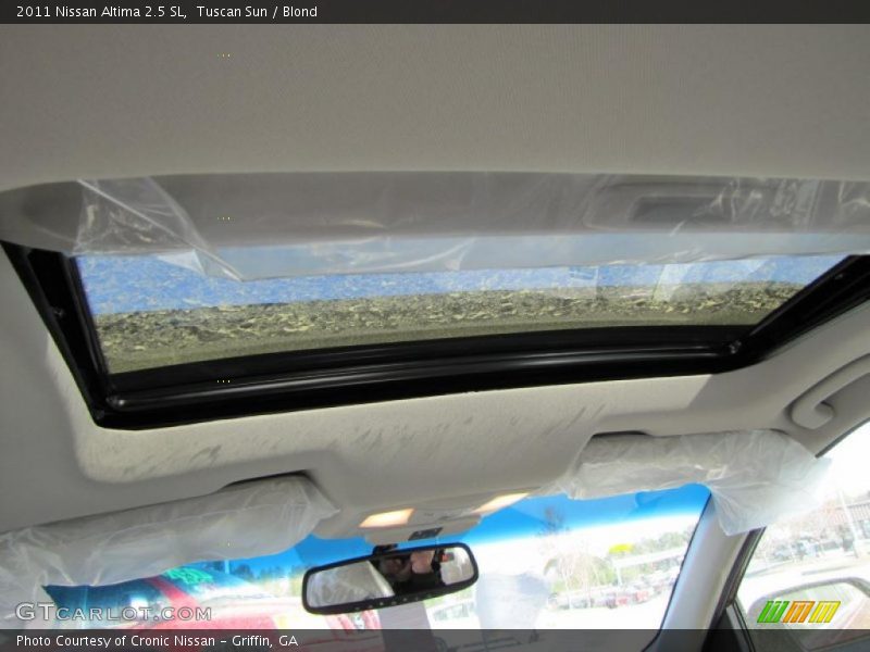 Tuscan Sun / Blond 2011 Nissan Altima 2.5 SL
