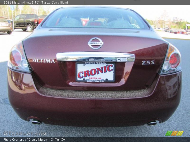 Tuscan Sun / Blond 2011 Nissan Altima 2.5 S