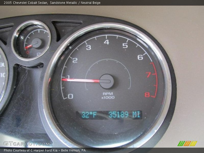 Sandstone Metallic / Neutral Beige 2005 Chevrolet Cobalt Sedan