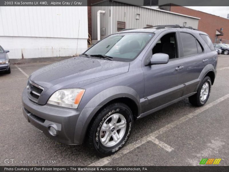 Front 3/4 View of 2003 Sorento LX 4WD