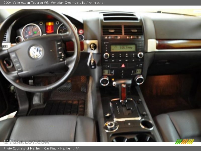 Venetian Green Metallic / Anthracite 2004 Volkswagen Touareg V6